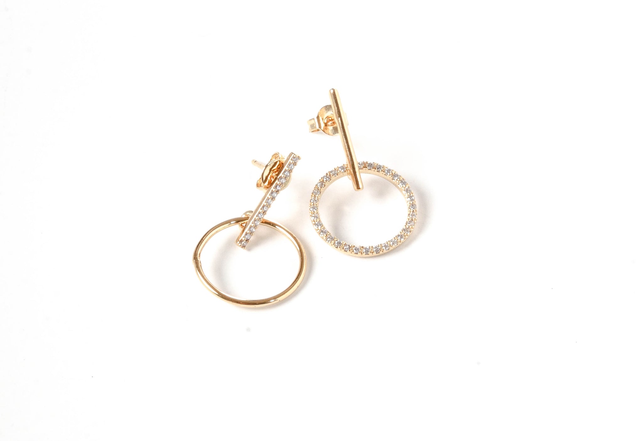 Delicate Circle Charm Earrings in Gold 